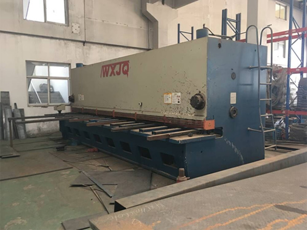 剪板機(jī) 剪板機(jī)